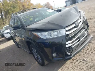 2017 Toyota Highlander XLE with VIN 5TDJZRFH6HS468478, listed as a IAAI auction lot 40711342 with 197,481 mi miles and . Bid and sale history available at DreamBid. Image 1.