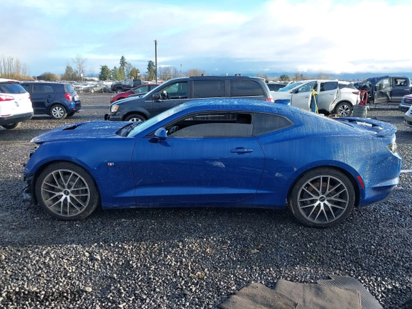 2019 Chevrolet Camaro 1SS with VIN 1G1FF1R74K0135606, listed as a IAAI auction lot 41175313 with 64,034 mi miles. Bid and sale history available at carsss.com. Image 15.