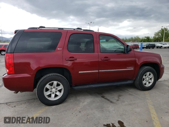 2011 GMC Yukon SLT z VIN 1GKS2CE07BR193490, wystawiony jako Copart lot #55681435 z przebiegiem 146 846 mil mil oraz Szkoda całkowita • Salvage title. Historia ofert i sprzedaży dostępna na DreamBid. Obrazek 3.