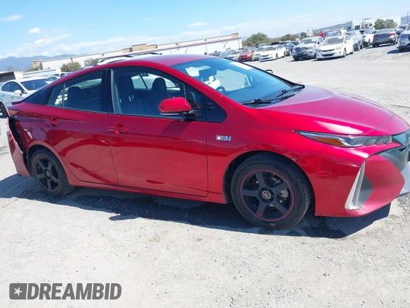 2017 Toyota Prius Plus with VIN JTDKARFP2H3045871, listed as a IAAI auction lot 39010761 with 91,544 mi miles and . Bid and sale history available at DreamBid. Image 13.