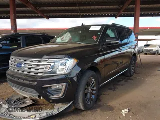 2020 Ford Expedition Limited with VIN 1FMJU1KT3LEA38847, listed as a IAAI auction lot 41356337 with 111,803 mi miles. Bid and sale history available at carsss.com. Image 17.