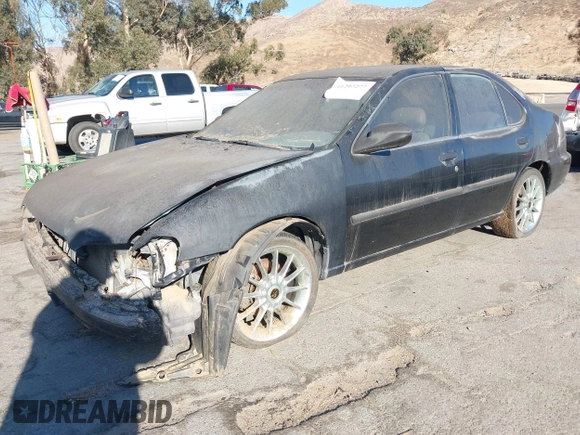 1998 Nissan Altima XE with VIN 1N4DL01D0WC237630, listed as a IAAI auction lot 41297277 with 101,965 mi miles. Bid and sale history available at carsss.com. Image 2.