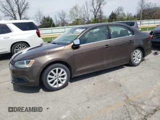 2013 Volkswagen Jetta SE with VIN 3VWDX7AJ5DM445119, listed as a Copart auction lot 51262675 with 153,415 mi miles and Salvage title. Bid and sale history available at DreamBid. Image 1.