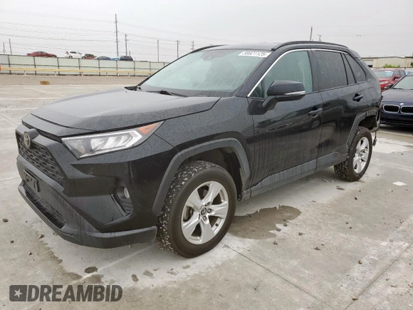 2021 Toyota RAV4 XLE with VIN 2T3W1RFV0MW149640, listed as a Copart auction lot 58821125 with 105,483 mi miles and Salvage title. Bid and sale history available at DreamBid. Image 1.