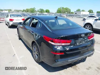 2020 Kia Optima SE с VIN 5XXGT4L32LG401068, выставлен на аукционе IAAI как лот 42000683 с пробегом 114 897 миль миль и . История ставок и продаж доступна на DreamBid. Изображение 3.