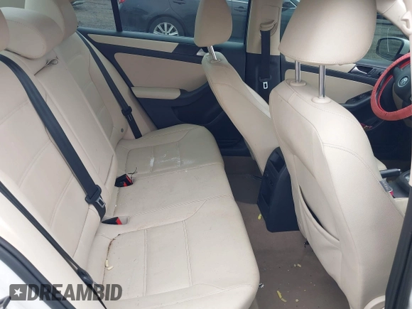 2012 Volkswagen Jetta SE with VIN 3VWDP7AJ8CM396562, listed as a IAAI auction lot 42523926 with Not provided miles and . Bid and sale history available at DreamBid. Image 8.