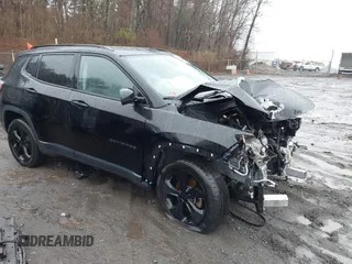 2019 Jeep Compass Latitude with VIN 3C4NJDBB1KT601609, listed as a IAAI auction lot 41931381 with Not provided miles and . Bid and sale history available at DreamBid. Image 1.
