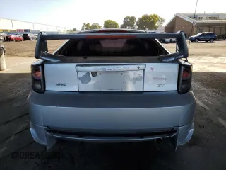 2001 Toyota Celica GT z VIN JTDDR32TX10093188, wystawiony jako Copart lot #56589435 z przebiegiem 134 624 mil mil oraz Szkoda całkowita • Salvage title. Historia ofert i sprzedaży dostępna na DreamBid. Obrazek 6.