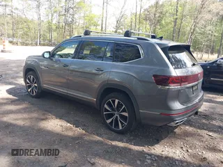 2025 Volkswagen Atlas SEL Premium R-Line with VIN 1V2FR2CA0SC522921, listed as a IAAI auction lot 42033389 with 5,342 mi miles and . Bid and sale history available at DreamBid. Image 3.