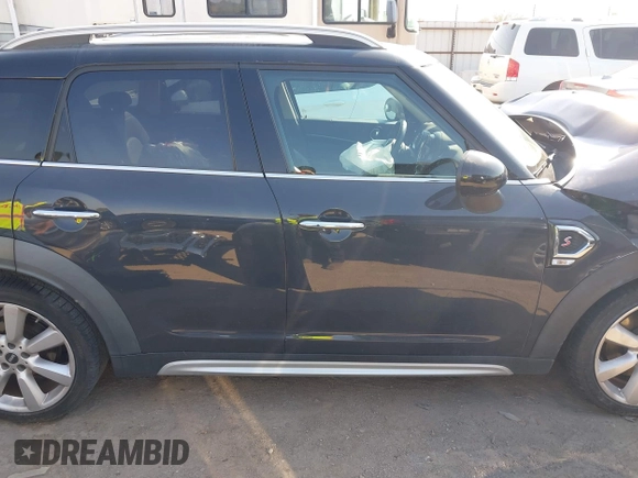 2019 MINI Countryman Cooper S с VIN WMZYT3C55K3E97201, выставлен на аукционе IAAI как лот 40550228 с пробегом Не указан миль и . История ставок и продаж доступна на DreamBid. Изображение 13.