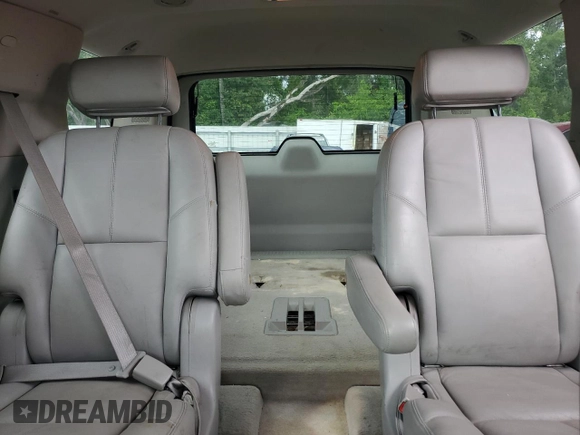 2007 Chevrolet Tahoe LT with VIN 1GNFC13007R344461, listed as a Copart auction lot 60127745 with 96,183 mi miles and Salvage title. Bid and sale history available at DreamBid. Image 10.