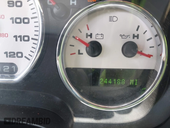 2004 Ford F-150 XLT z VIN 1FTPW14514KC84712, wystawiony jako IAAI lot #42636693 z przebiegiem 244 188 mil mil oraz . Historia ofert i sprzedaży dostępna na DreamBid. Obrazek 7.