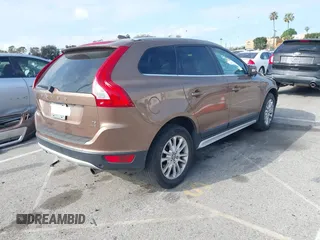 2010 Volvo XC60 3.0T с VIN YV4992DZ2A2019511, выставлен на аукционе IAAI как лот 41890532 с пробегом 161 493 миль миль и . История ставок и продаж доступна на DreamBid. Изображение 4.