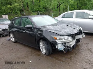 2013 Lexus CT 200h z VIN JTHKD5BH6D2165119, wystawiony jako IAAI lot #42182563 z przebiegiem 1 736 mil mil oraz . Historia ofert i sprzedaży dostępna na DreamBid. Obrazek 1.