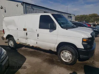 2008 Ford Econoline Cargo Commercial with VIN 1FTNE24L38DB49627, listed as a Copart auction lot 77435274 with 227,954 mi miles and Salvage Title. Bid and sale history available at DreamBid. Image 4.