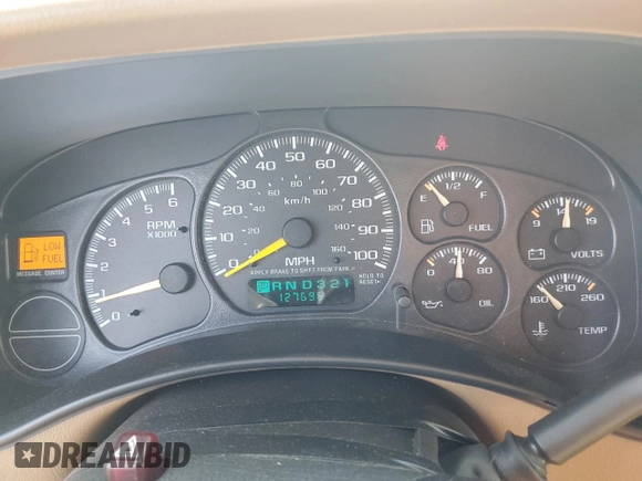2000 Chevrolet Suburban LT with VIN 3GNFK16TXYG178606, listed as a Copart auction lot 71483564 with 127,696 mi miles and Clean Title. Bid and sale history available at carsss.com. Image 9.