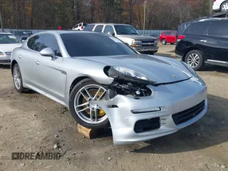 2015 Porsche Panamera 4S z VIN WP0AB2A70FL050779, wystawiony jako IAAI lot #40977292 z przebiegiem 78 574 mil mil oraz . Historia ofert i sprzedaży dostępna na DreamBid. Obrazek 6.
