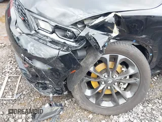 2023 Dodge Durango GT z VIN 1C4RDJDG3PC653651, wystawiony jako IAAI lot #42340651 z przebiegiem 12 804 mil mil oraz . Historia ofert i sprzedaży dostępna na DreamBid. Obrazek 6.