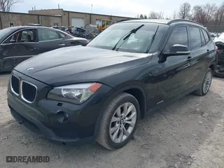 2013 BMW X1 xDrive28i with VIN WBAVL1C58DVR82070, listed as a IAAI auction lot 41849986 with 136,394 mi miles. Bid and sale history available at carsss.com. Image 2.