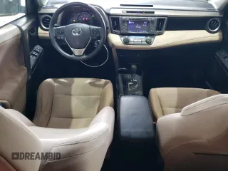 2013 Toyota RAV4 XLE z VIN JTMRFREV0DD006555, wystawiony jako Copart lot #60250705 z przebiegiem 200 084 mil mil oraz Szkoda całkowita • Salvage title. Historia ofert i sprzedaży dostępna na DreamBid. Obrazek 8.