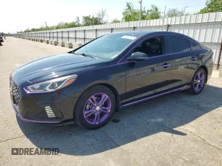 2019 Hyundai Sonata Sport z VIN 5NPE34AF8KH732714, wystawiony jako Copart lot #50735595 z przebiegiem 83 870 mil mil oraz Czysty tytuł • Clean title. Historia ofert i sprzedaży dostępna na DreamBid. Obrazek 1.