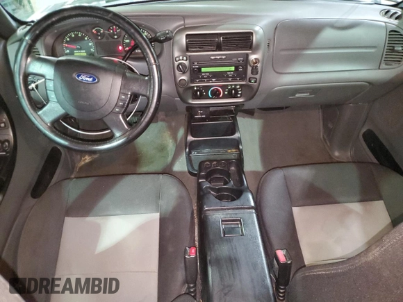 2005 Ford Ranger XLT z VIN 1FTZR45E25PA50499, wystawiony jako Copart lot #50800235 z przebiegiem 148 308 mil mil oraz Czysty tytuł • Clean title. Historia ofert i sprzedaży dostępna na DreamBid. Obrazek 8.