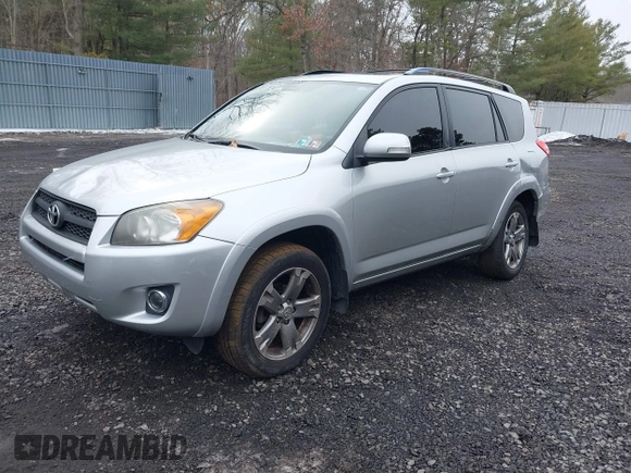 2011 Toyota RAV4 Sport with VIN JTMRF4DV6B5043105, listed as a IAAI auction lot 41546015 with 157,760 mi miles. Bid and sale history available at carsss.com. Image 17.