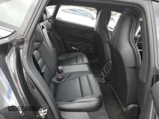 2022 Porsche Taycan 4 with VIN WP0BA2Y15NSA67206, listed as a Copart auction lot 45561263 with 10,134 mi miles and . Bid and sale history available at DreamBid. Image 10.