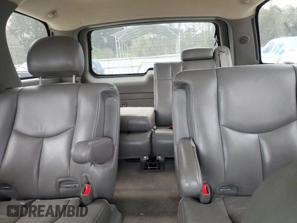 2006 Chevrolet Tahoe LT with VIN 1GNEC13ZX6R128657, listed as a Copart auction lot 46230325 with 272,760 mi miles and Salvage Title. Bid and sale history available at carsss.com. Image 10.