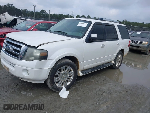 2011 Ford Expedition Limited with VIN 1FMJU1K56BEF19871, listed as a IAAI auction lot 41612117 with 246,367 mi miles. Bid and sale history available at carsss.com. Image 17.
