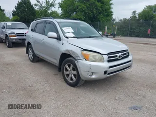 2008 Toyota RAV4 Limited z VIN JTMBK31V786033620, wystawiony jako IAAI lot #42698545 z przebiegiem 236 434 mil mil oraz . Historia ofert i sprzedaży dostępna na DreamBid. Obrazek 1.