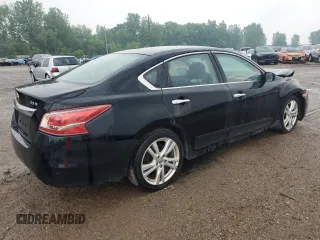 2013 Nissan Altima S z VIN 1N4BL3AP2DC165619, wystawiony jako Copart lot #59589525 z przebiegiem 194 782 mil mil oraz Czysty tytuł • Clean title. Historia ofert i sprzedaży dostępna na DreamBid. Obrazek 3.