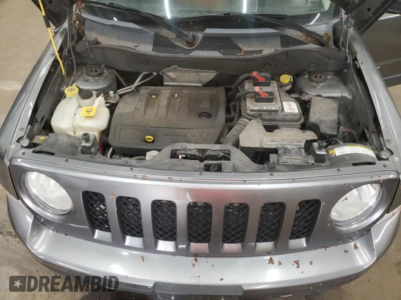 2011 Jeep Patriot Latitude with VIN 1J4NF1GB4BD263678, listed as a Copart auction lot 54442505 with 105,388 mi miles and Clean Title. Bid and sale history available at DreamBid. Image 11.