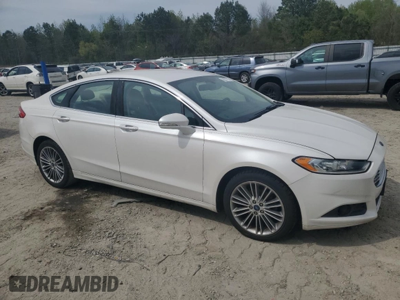 2014 Ford Fusion SE with VIN 3FA6P0HD7ER108061, listed as a Copart auction lot 52229755 with 110,308 mi miles and Clean Title. Bid and sale history available at carsss.com. Image 4.