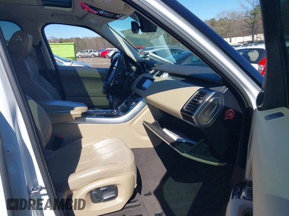 2015 Land Rover Range Rover Sport HSE with VIN SALWR2VF6FA537427, listed as a IAAI auction lot 41598915 with 134,639 mi miles. Bid and sale history available at carsss.com. Image 5.