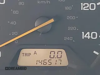 2000 Honda Accord EX z VIN 1HGCG1657YA053433, wystawiony jako IAAI lot #42322643 z przebiegiem 146 517 mil mil oraz . Historia ofert i sprzedaży dostępna na DreamBid. Obrazek 15.