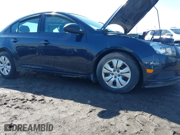 2014 Chevrolet Cruze LS with VIN 1G1PA5SG2E7329311, listed as a IAAI auction lot 40725106 with 95,222 mi miles and . Bid and sale history available at DreamBid. Image 6.