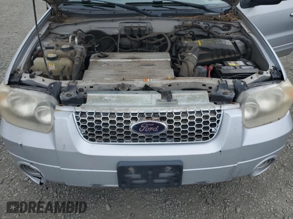 2005 Ford Escape Hybrid with VIN 1FMCU96H75KC95236, listed as a Copart auction lot 54528685 with 186,511 mi miles and Clean title. Bid and sale history available at DreamBid. Image 12.