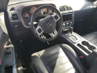2013 Dodge Challenger R/T with VIN 2C3CDYBTXDH728695, listed as a Copart auction lot 42777345 with 140,696 mi miles and Salvage Title. Bid and sale history available at carsss.com. Image 8.