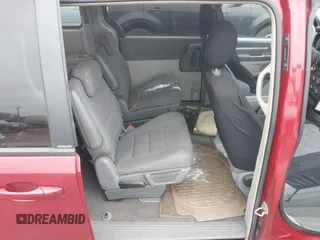2009 Dodge Grand Caravan SXT z VIN 2D8HN54X69R593635, wystawiony jako IAAI lot #39235325 z przebiegiem 207 996 mil mil oraz . Historia ofert i sprzedaży dostępna na DreamBid. Obrazek 8.
