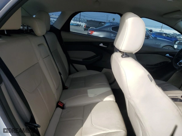 2015 Ford Focus Electric with VIN 1FADP3R43FL204874, listed as a Copart auction lot 57968814 with 104,590 mi miles and Clean Title. Bid and sale history available at carsss.com. Image 10.