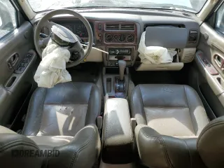 2001 Mitsubishi Montero Sport ES with VIN JA4LS21H21P033625, listed as a Copart auction lot 49041615 with 119,433 mi miles and Salvage Title. Bid and sale history available at carsss.com. Image 8.