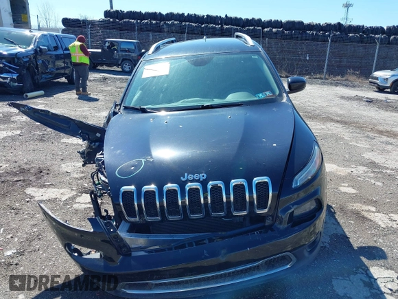 2017 Jeep Cherokee Limited with VIN 1C4PJMDBXHW636173, listed as a IAAI auction lot 41839296 with 92,468 mi miles and . Bid and sale history available at DreamBid. Image 12.
