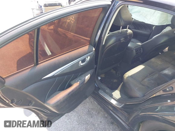 2015 Infiniti Q50 Premium with VIN JN1BV7AR0FM407577, listed as a IAAI auction lot 40191466 with 94,239 mi miles. Bid and sale history available at carsss.com. Image 8.