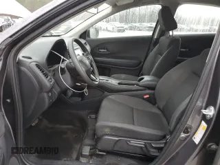2021 Honda HR-V LX with VIN 3CZRU6H34MM747823, listed as a Copart auction lot 45028835 with 45,207 mi miles and Salvage Title. Bid and sale history available at carsss.com. Image 7.