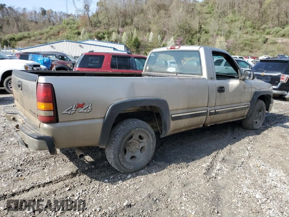 2000 Chevrolet Silverado 1500 with VIN 1GCEK14W7YE342709, listed as a Copart auction lot 51491935 with 0 mi miles and Salvage Title. Bid and sale history available at carsss.com. Image 3.