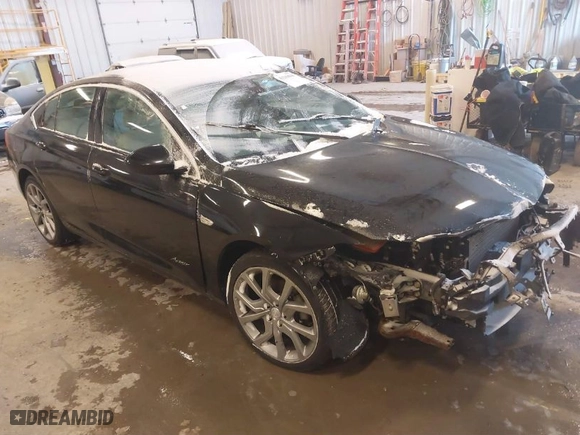 2019 Buick Regal Sportback Avenir with VIN W04GW6SX0K1028253, listed as a IAAI auction lot 41349006 with NaN miles. Bid and sale history available at carsss.com. Image 1.
