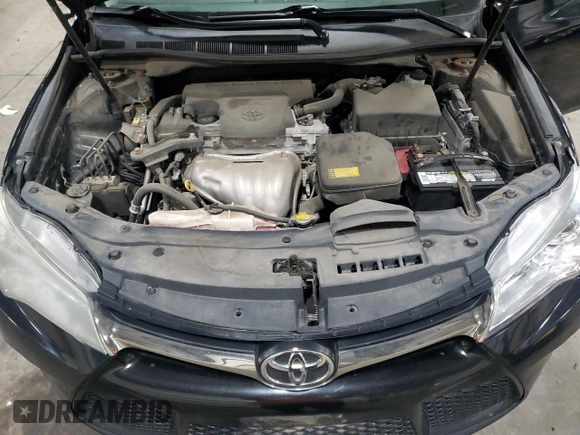 2015 Toyota Camry XLE z VIN 4T1BF1FK8FU921689, wystawiony jako Copart lot #55825225 z przebiegiem 116 438 mil mil oraz Szkoda całkowita • Salvage title. Historia ofert i sprzedaży dostępna na DreamBid. Obrazek 11.
