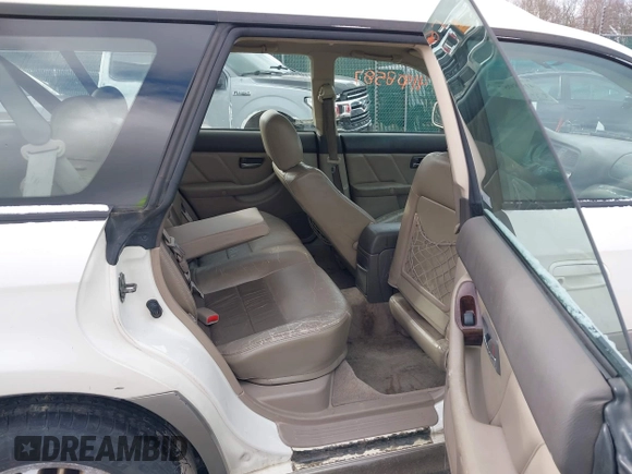 2002 Subaru Legacy Outback L.L. Bean with VIN 4S3BH806527602245, listed as a IAAI auction lot 41958987 with 278,315 mi miles and . Bid and sale history available at DreamBid. Image 8.