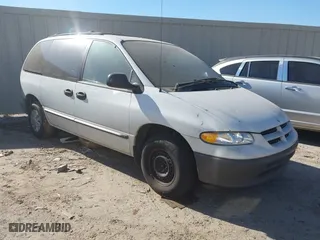1996 Dodge Caravan with VIN 2B4FP2530TR855941, listed as a IAAI auction lot 41633499 with 1 mi miles. Bid and sale history available at carsss.com. Image 1.
